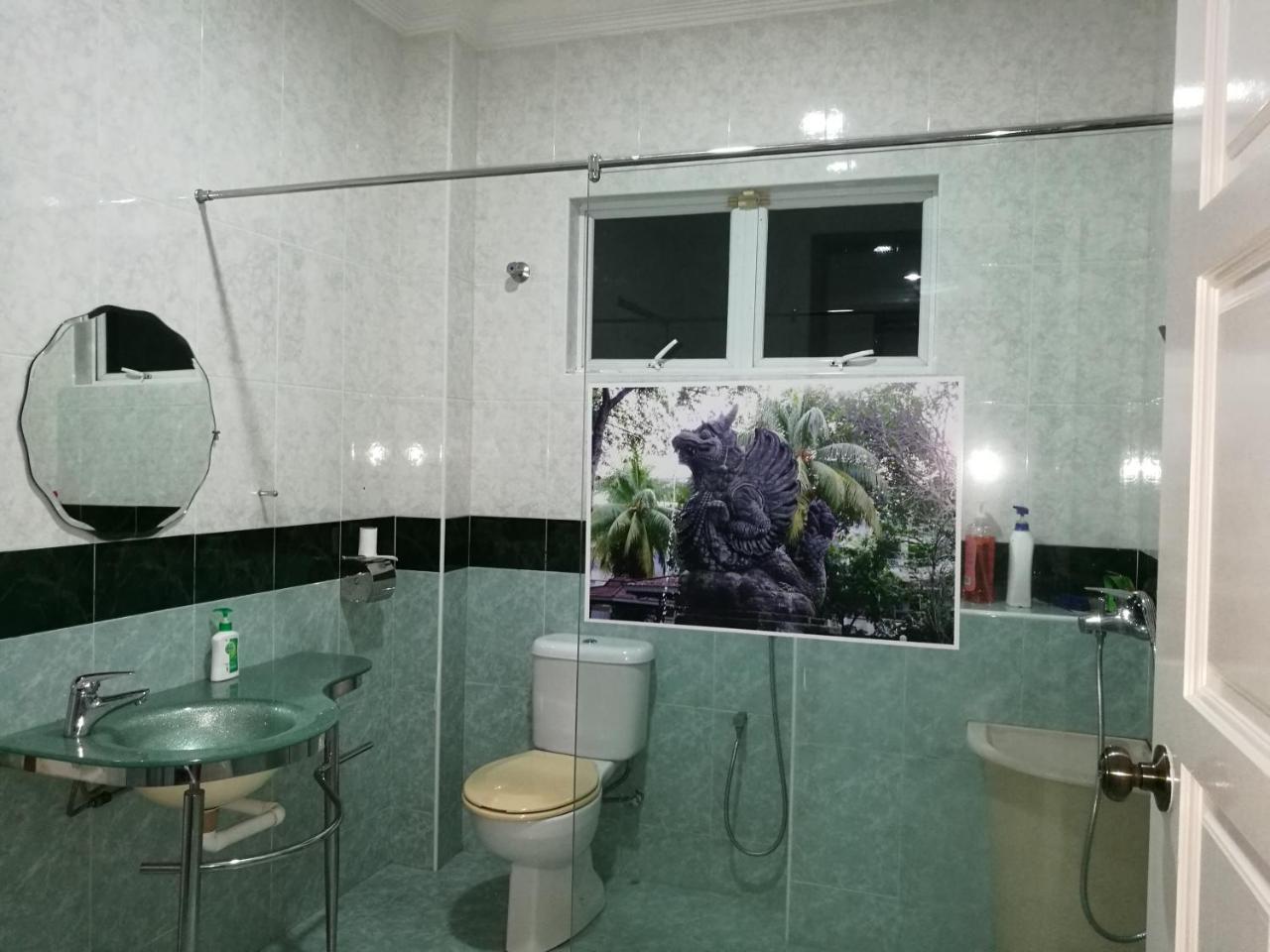 Guesthouse Dragon Place Taiping Esterno foto