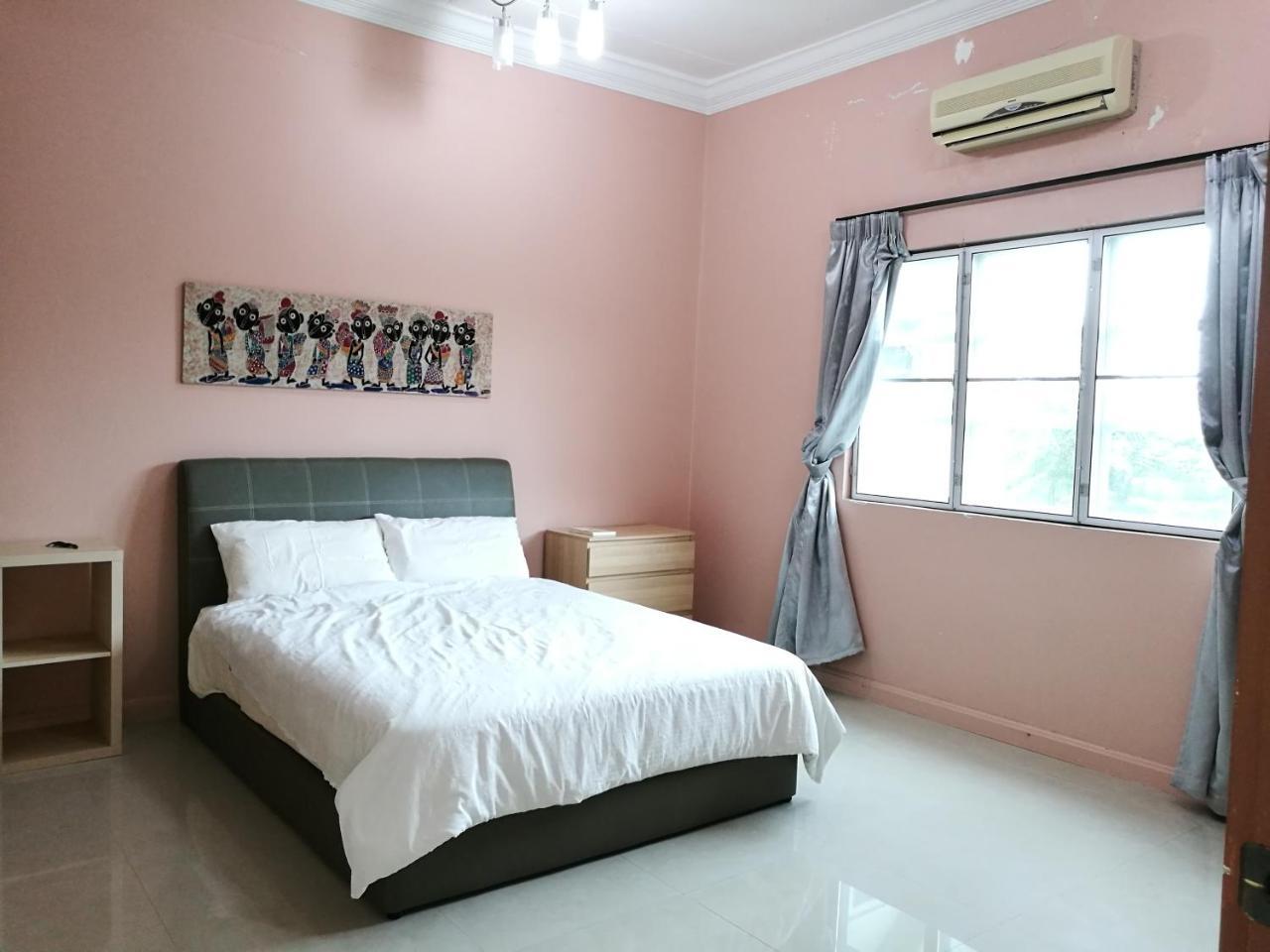 Guesthouse Dragon Place Taiping Esterno foto